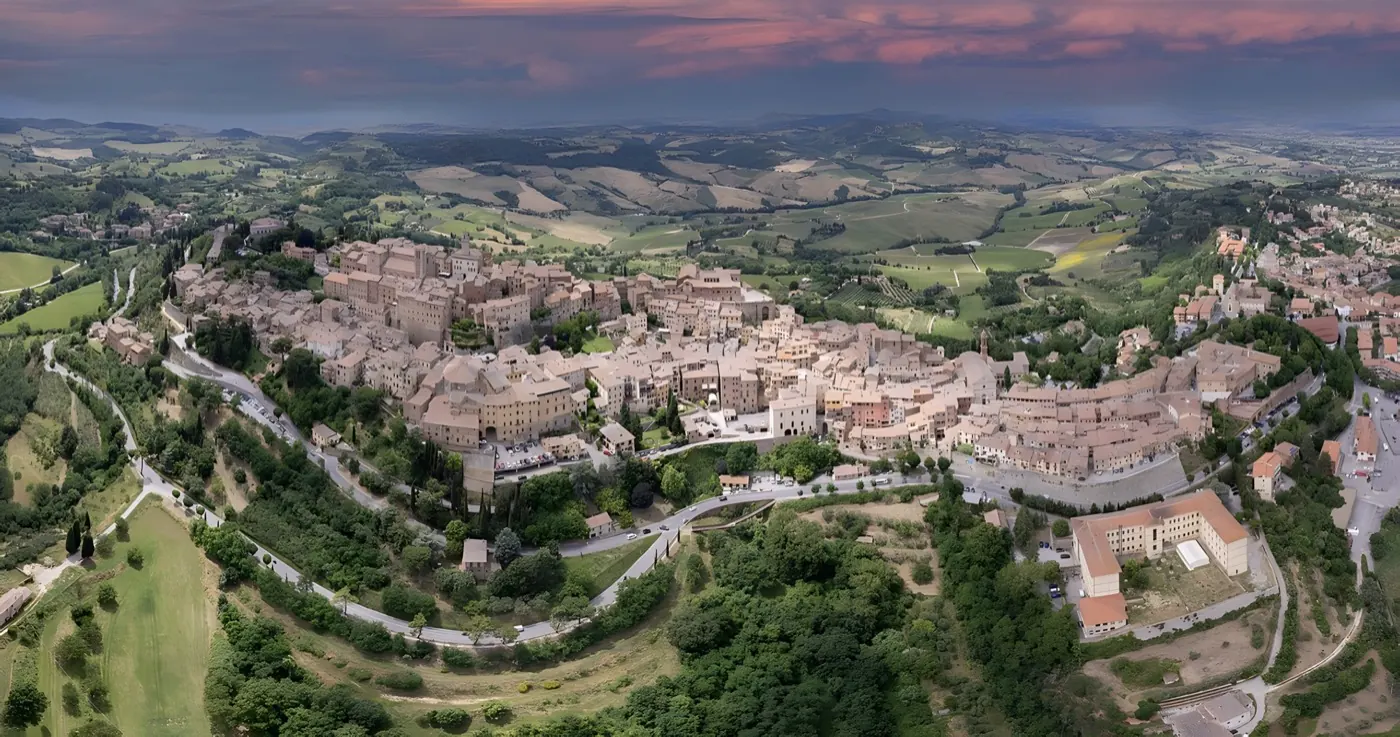 Montepulciano · Piazza Grande
