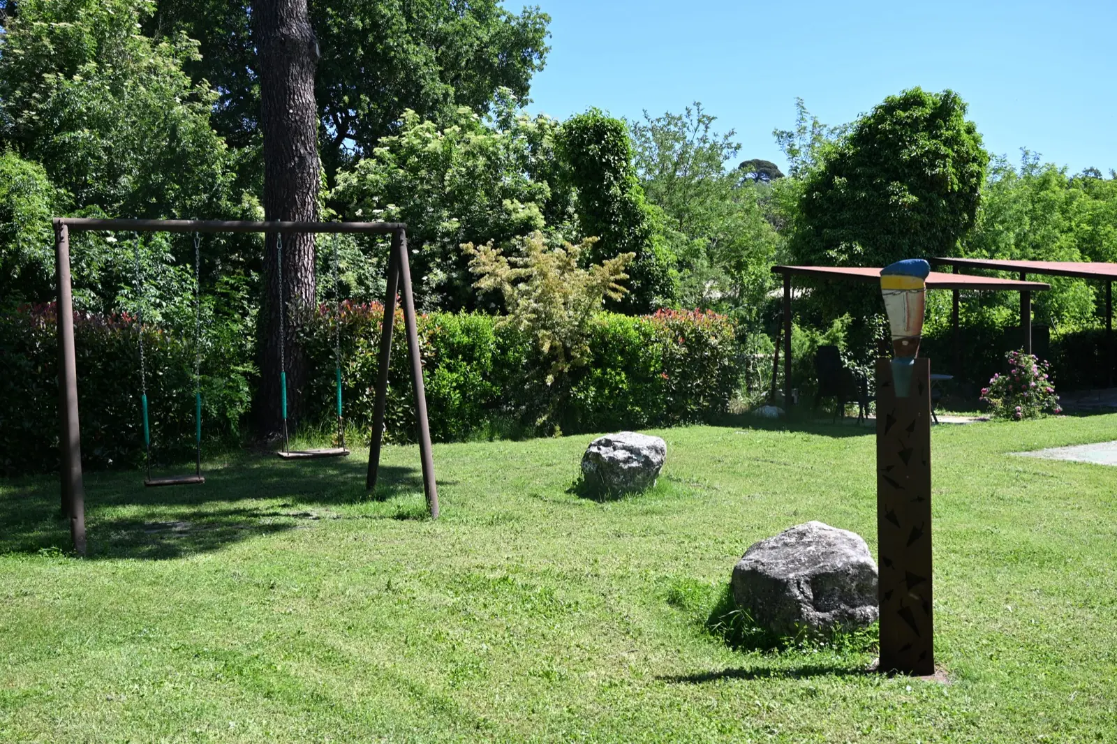 Agriturismo Borgo Santa Maria — Parco e area verde con altalene