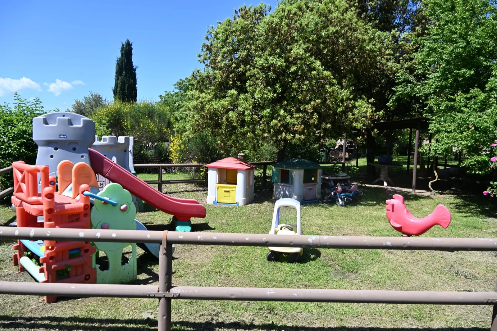 Agriturismo Borgo Santa Maria — Parco giochi per bambini